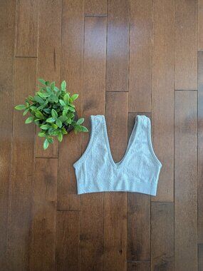 4/$25 AERIE RIBBED KNIT GREY BRALETTE TOP